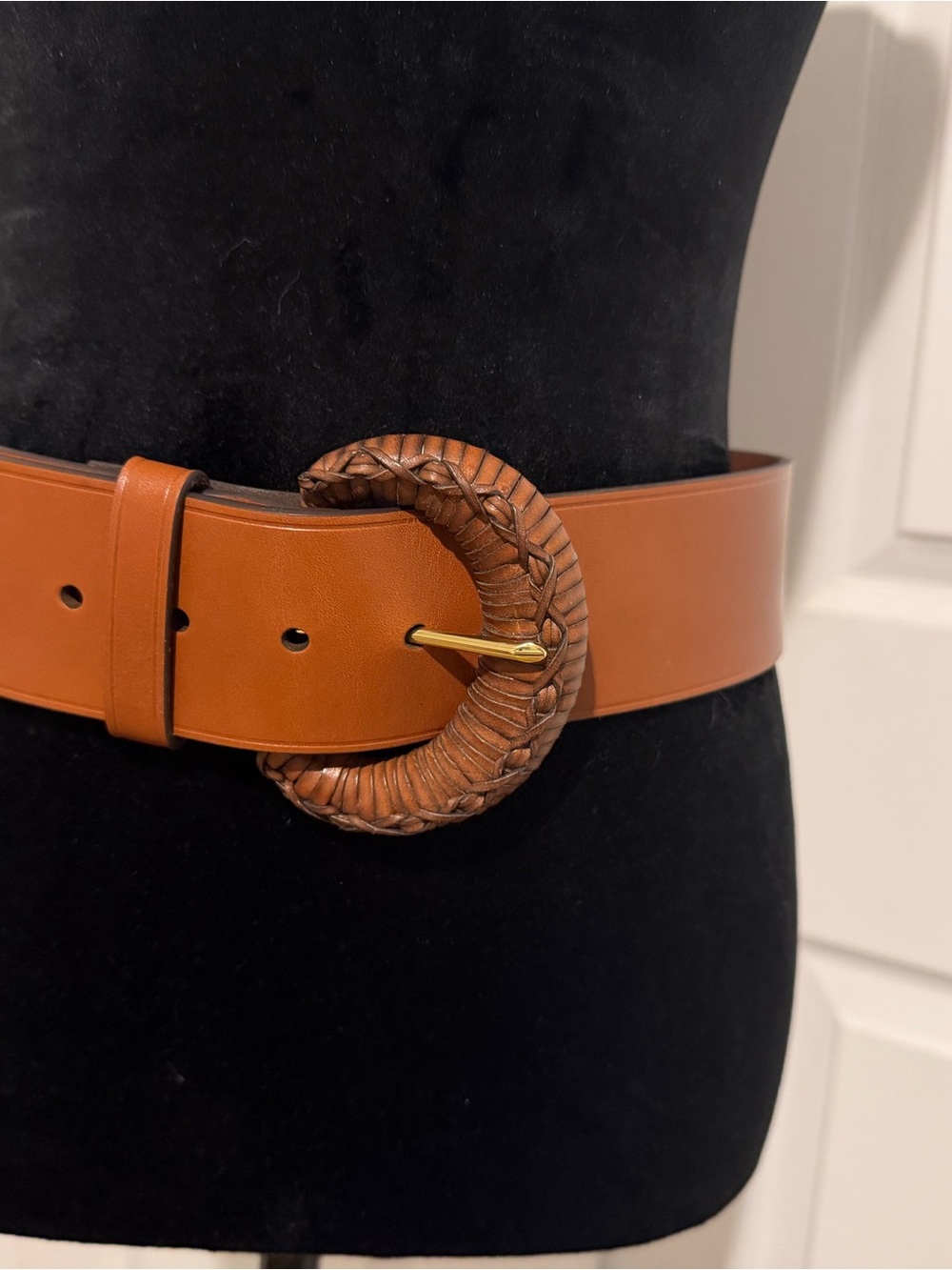 Ralph Lauren wide Leather Belt with Woven Round Buckle